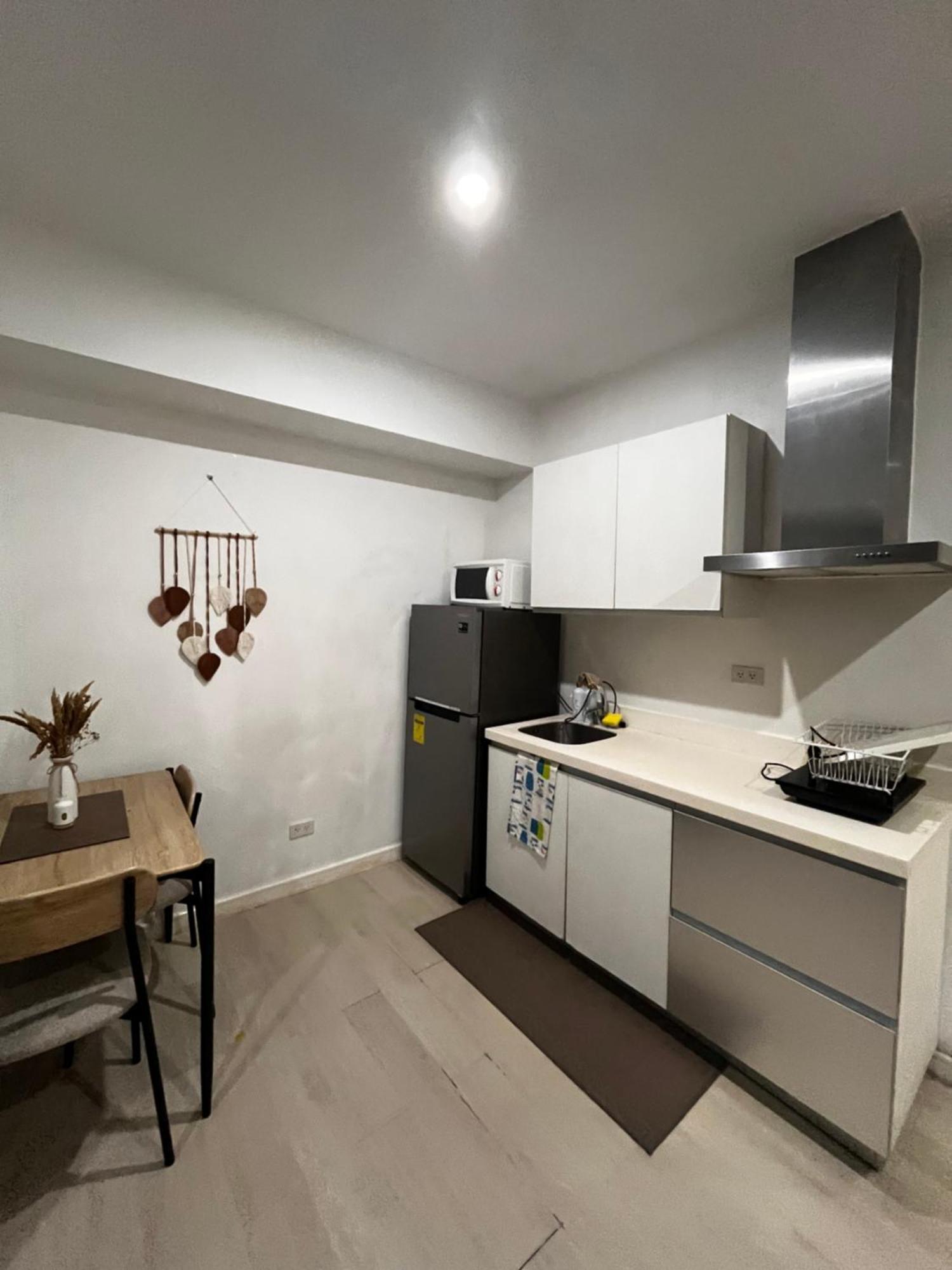 Azure Maui 1 Bedroom * Manila